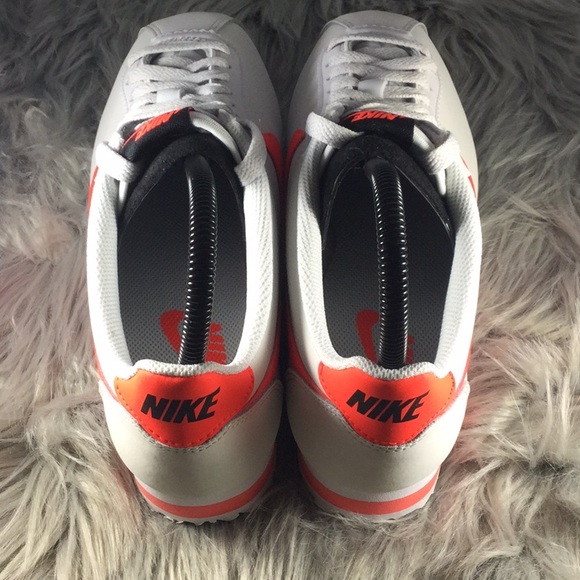 New Classic Cortez Leather - Picture 4 of 7